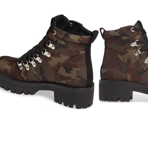 Steve Madden Bumper Camo Platform Hiking Boot. Size 6 - Picture 2 of 13